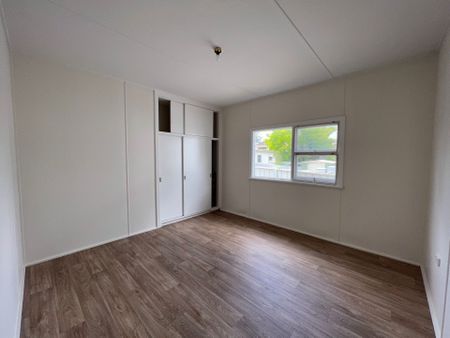 Cosy Beachside Living - Photo 2