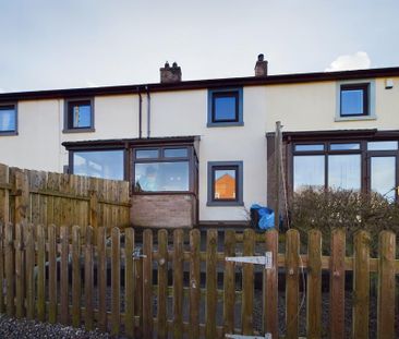2 bedroom terraced house to rent - Photo 2