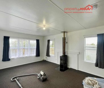 Barry Street Beauty - Photo 3