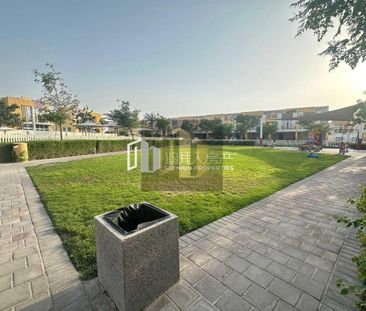 Prime Location | Large Size | Ready to move - Photo 6