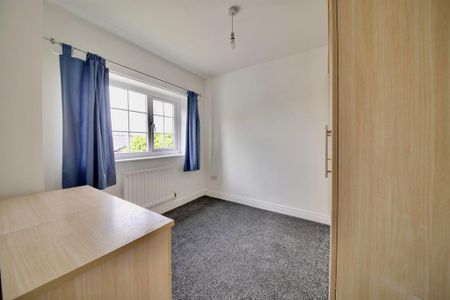 3 bedroom terraced house to rent - Photo 4