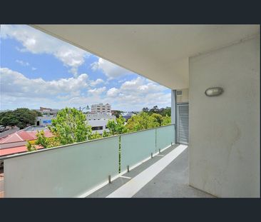 Modern 3x2 in the Heart of Midland - Photo 1