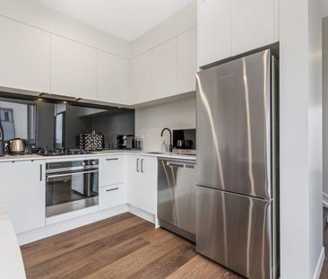 Perfect 3 BEDROOM in Flatbush - Photo 5