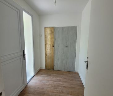 Location Maison 1 pièce 35m² CHATOU 78400 - Photo 1