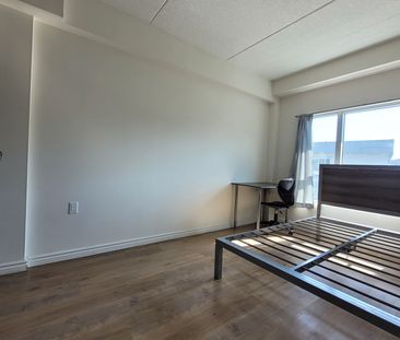 For Lease - 275 Larch Street Unit# G510, Waterloo, Ontario - Photo 2
