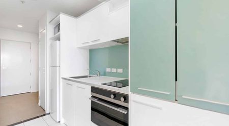 Water views, Balcony and Carpark - Photo 2