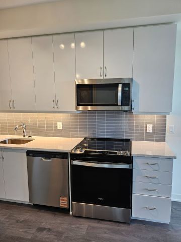 For Lease - 38 Annie Craig Drive Unit# 5001, Toronto, Ontario - Photo 3