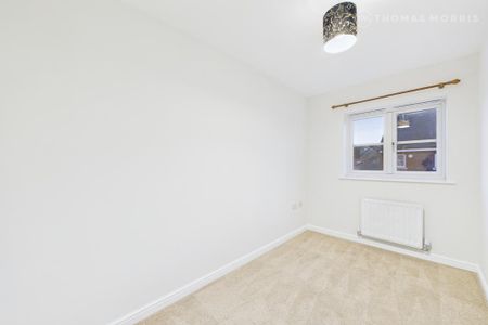 2 bedroom terraced house to rent - Photo 3