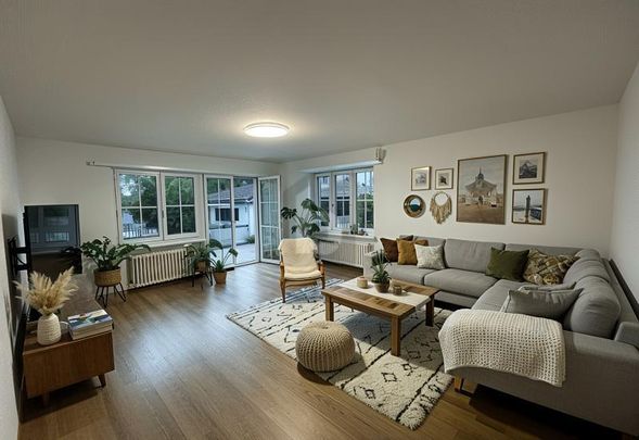 MODERN UND FRISCH RENOVIERT - Foto 1
