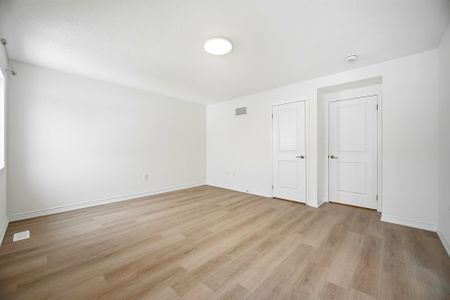 For Lease - 3429 Eternity Way, Oakville, Ontario - Photo 5