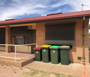 Unit 2 Julia St &lpar;Julia Lodge&rpar;&comma; Port Augusta - Photo 4