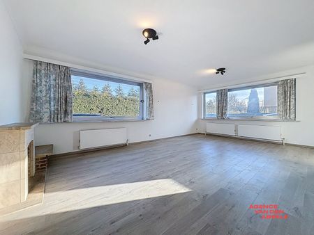 Vernieuwd gelijkvloersappartment - Photo 3