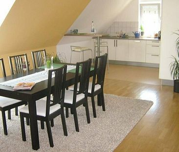 Moderne 3-ZKBB im DG eines 3-Familienhauses - Foto 1