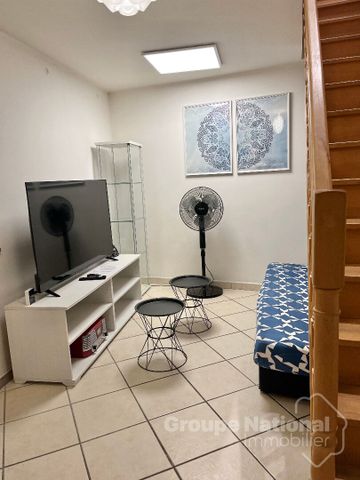 Location Maison 3 pièces 78m² - Photo 2