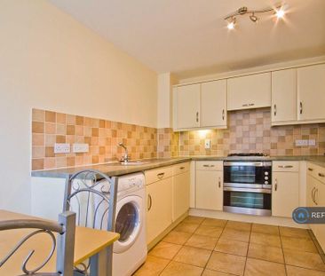 5 bedroom terraced house to rent - Photo 4