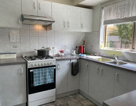 3/103 Bobs Street White Hills VIC - Photo 4