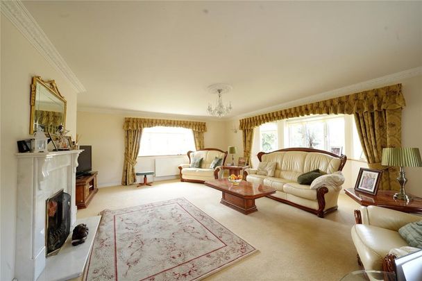 3 bedroom bungalow to rent - Photo 1