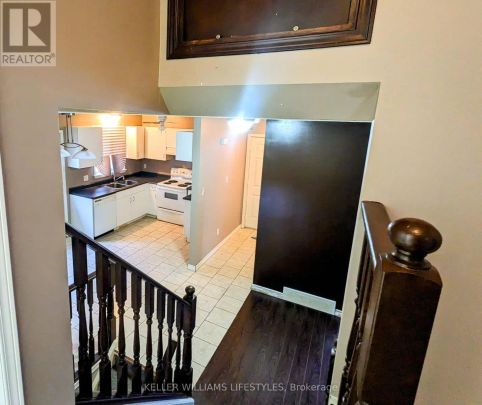 582 TALLTREE CRESCENT - Photo 1