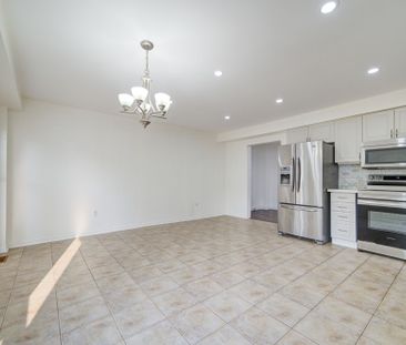 For Lease - 27 Macmillan Avenue, Whitby, Ontario - Photo 6