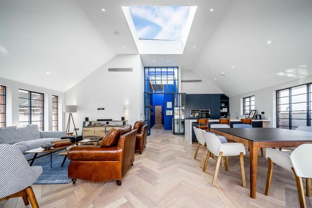 3 bedroom penthouse to rent - Photo 1