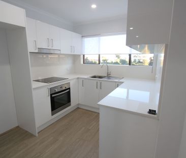 In Quiet Cul De Sac with Water Views - Photo 4