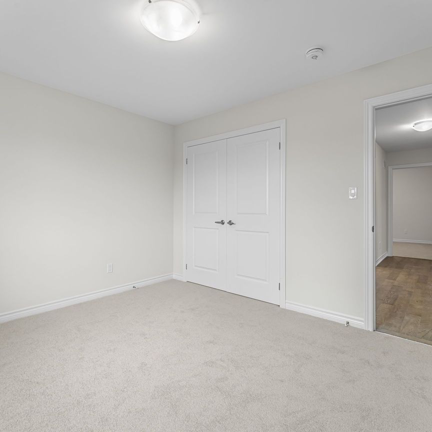 For Lease - 3246 Parker Avenue, Fort Erie, Ontario - Photo 1