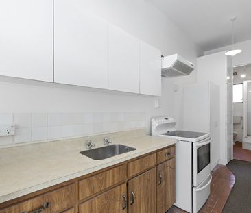 303/d Happy Valley Road, Owhiro Bay - Photo 1