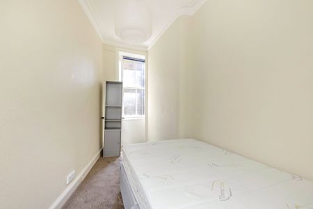 2F1, 20 Roseneath Place - Photo 4