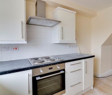 2 bed apartment to rent in Junction Road, Wigston, LE18 - Photo 2