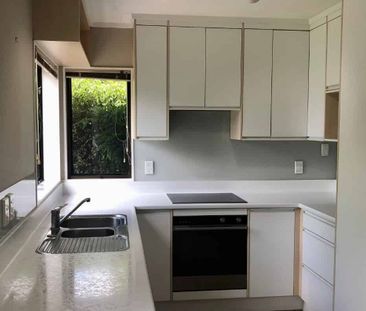 Sought After Lynmore - Photo 2