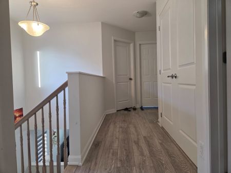 For Lease - 571 Lilith Street, Barrhaven, Ontario - Photo 4