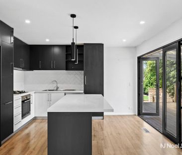 8 Kenwood Crescent, RINGWOOD - Photo 1