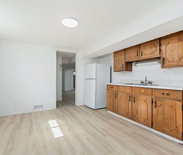 For Lease - 18 Shelley Street, Halton Hills, Ontario - Photo 4