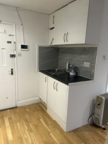 Studio Flat, Second Floor, W2 - Photo 4