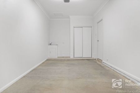 Feel The Ease Of Living In Your Stylish 4 Bedroom Villa - Photo 2