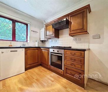 Driftway Road, Hook, RG27 - Photo 4