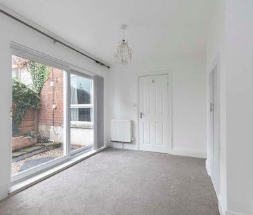 Hewlett Road, Cheltenham, GL52 - Photo 5