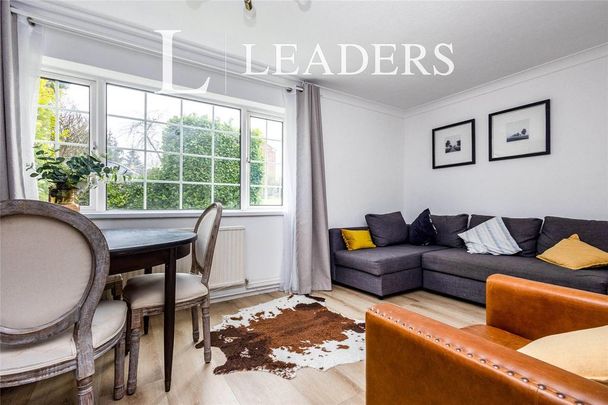 1 bedroom semi-detached house to rent - Photo 1