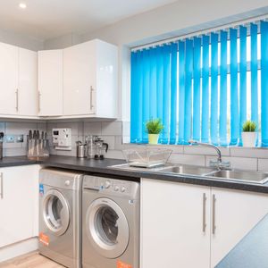 🌟Premium EnSuite Room🌟 Bedroom A - Photo 2