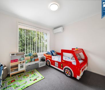 Beautifully Presented 3-Bedroom Townhouse in a Prime Location - Photo 1