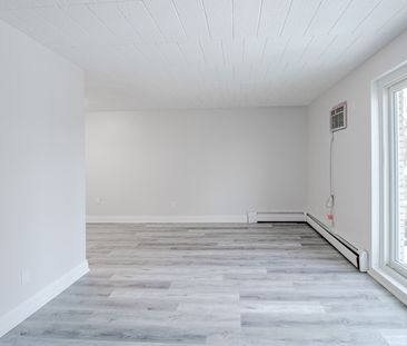 For Lease - 6287 O'neil Street Unit# 23, Niagara Falls, Ontario - Photo 2