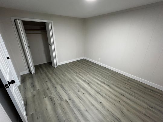 For Lease - 670 Emerson Court Unit# Basement, Oshawa, Ontario - Photo 1