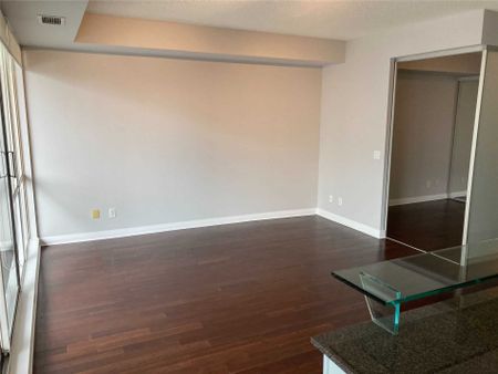For Lease - 220 Victoria Street Unit# 1904, Toronto, Ontario - Photo 2
