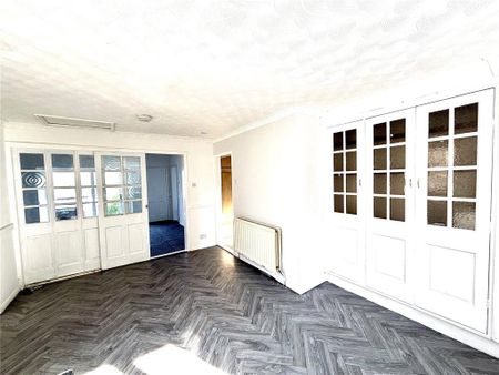 2 bedroom bungalow to rent - Photo 2