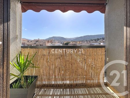 Location Appartement 3 pièces 70m² AUBAGNE 13400 - Photo 4
