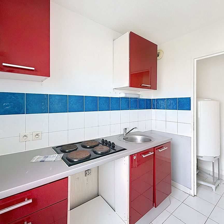 Appartement Avignon 2 pièce(s) 48 m2, 1 chambre, et un parking privatif, - Photo 1