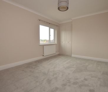 2 Bedroom Town House - Photo 2