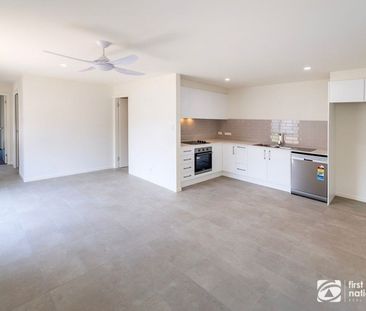 Near-new, air conditioned, 2-Bedroom home - Photo 4