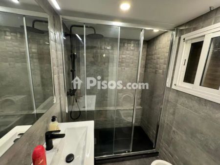 Estudio en alquiler en El Raval - Foto 4