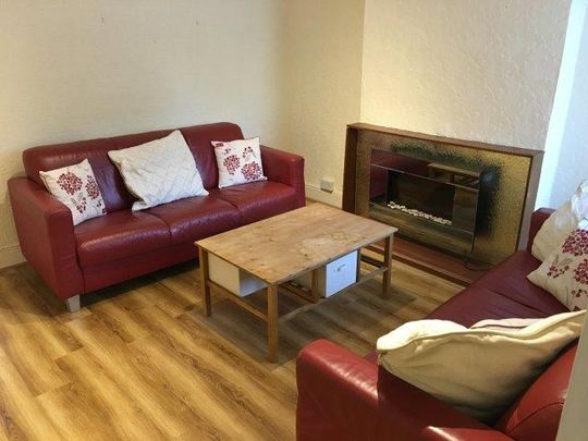 4 bedroom house share to rent - Photo 1